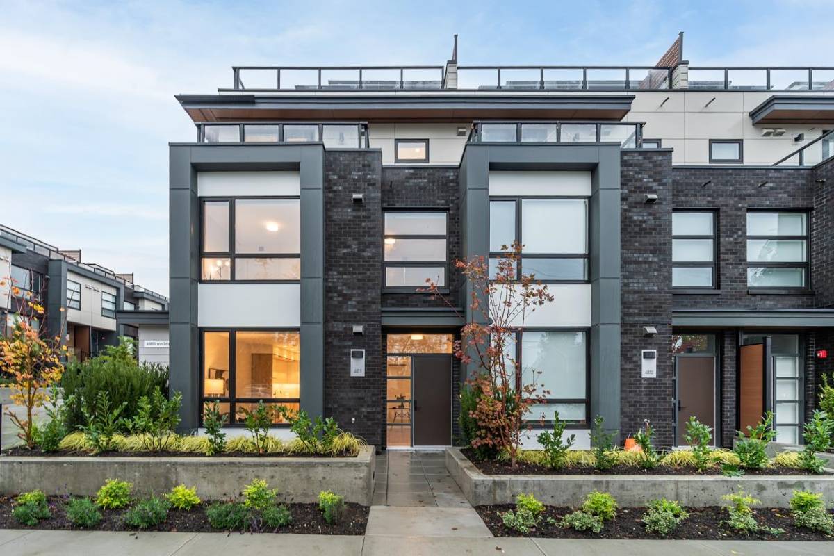 Wynwood Green - 585 - 595 Austin Ave, Coquitlam