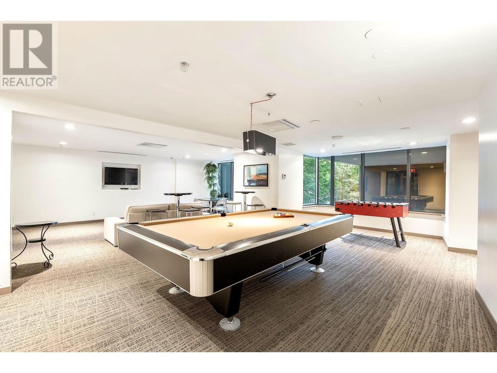 Flagship 8 Smithe Mews Vancouver