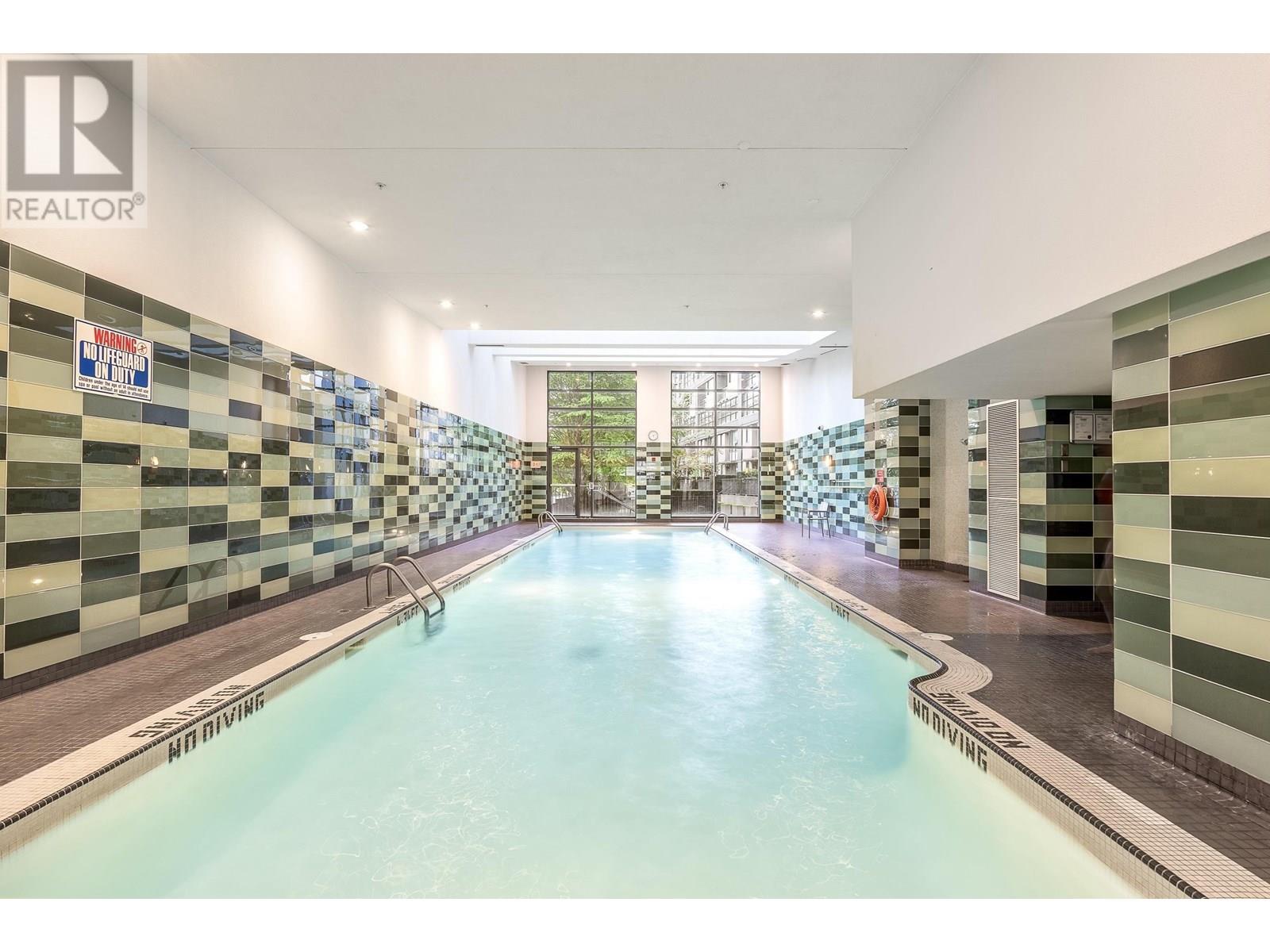Flagship 8 Smithe Mews Vancouver